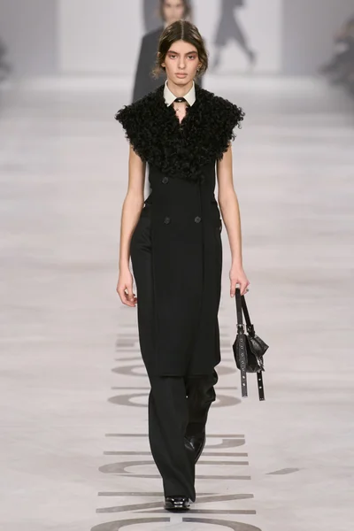 Look 6